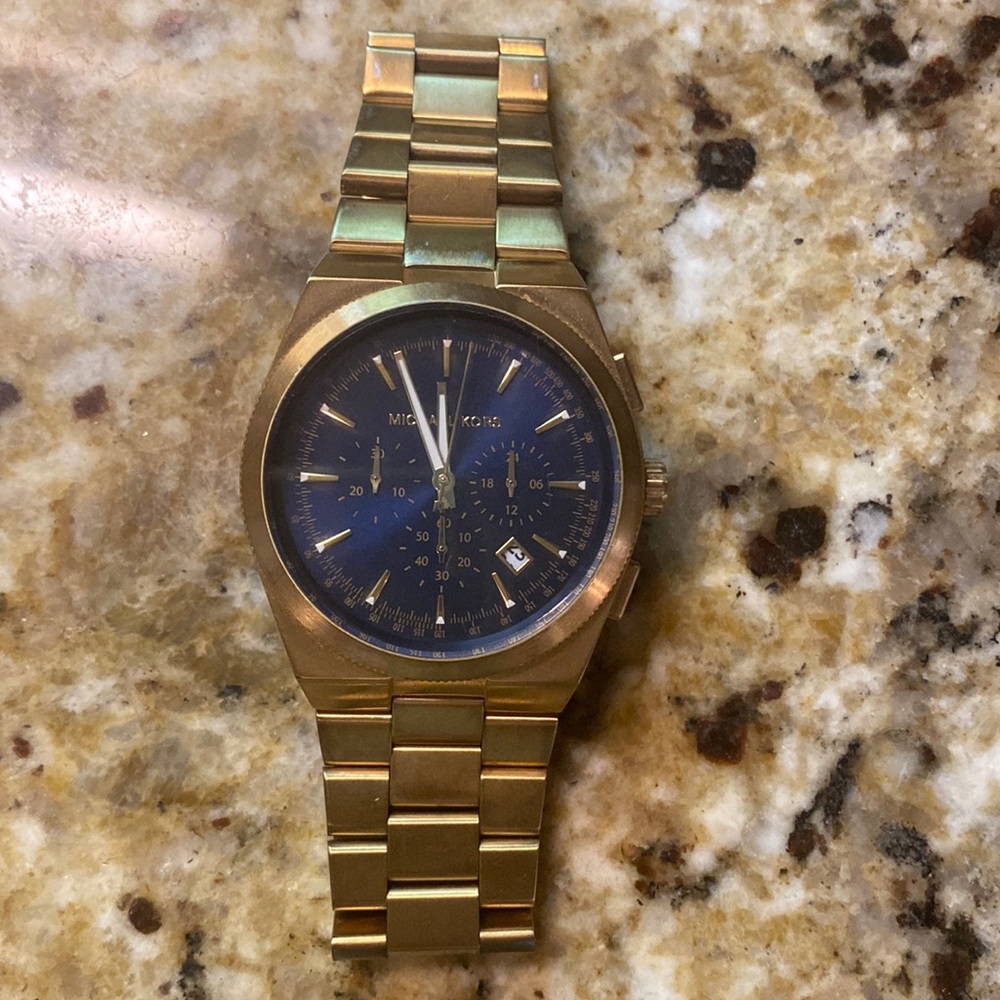 MICHAEL KORS Brooks Chronograph Blue Dial Gold-tone Men’s Watch. Item No. MK8338